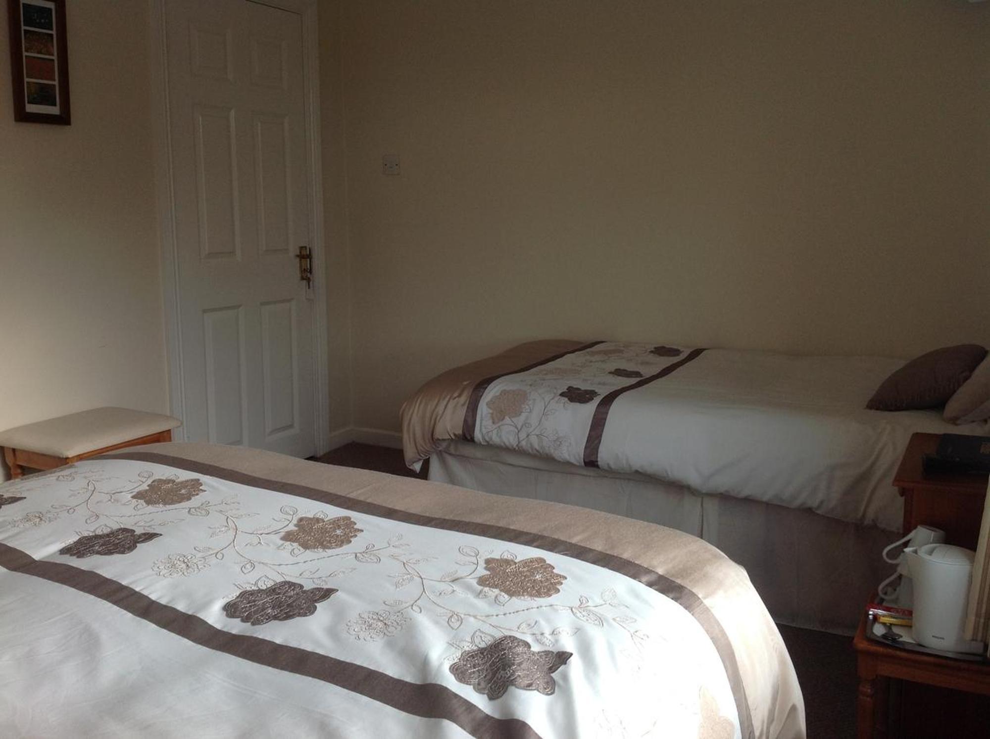 Hawthorn View Bed And Breakfast Thurles Room photo