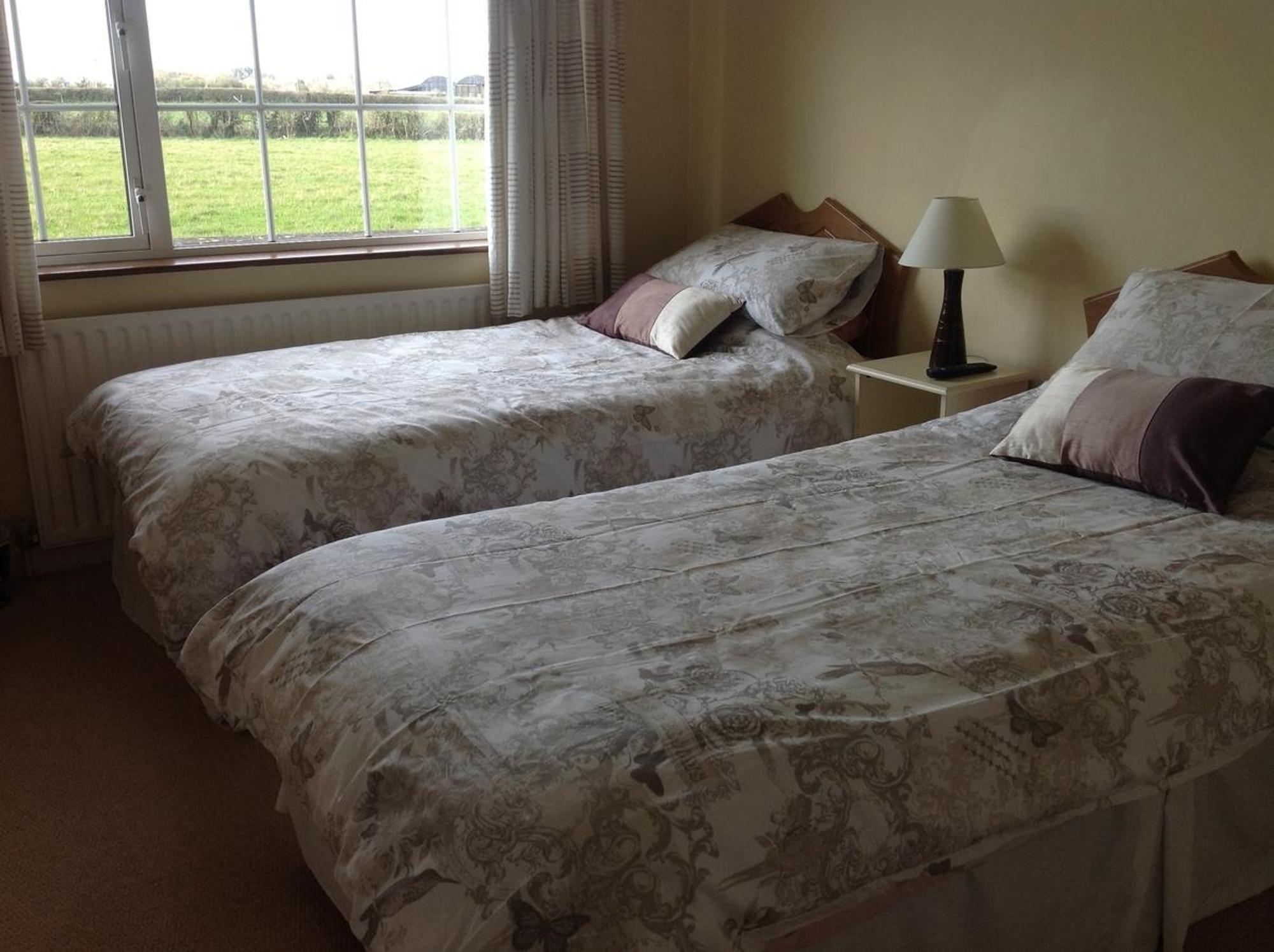 Hawthorn View Bed And Breakfast Thurles Room photo