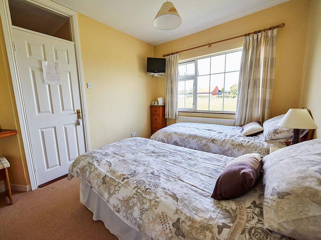 Hawthorn View Bed And Breakfast Thurles Room photo