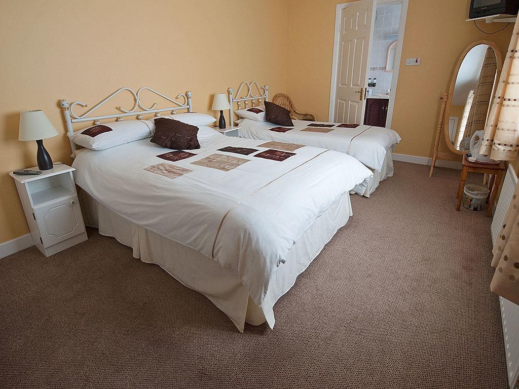 Hawthorn View Bed And Breakfast Thurles Room photo